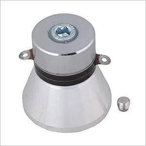 ultrasonic transducer system of the ultrasonic lace machine